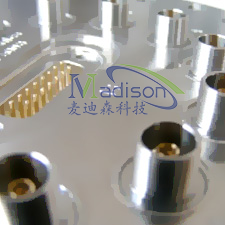 定制法蘭，應用于半導體底噪音高質量信號傳輸