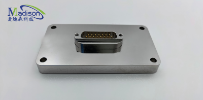 Sub-D15高真空饋通